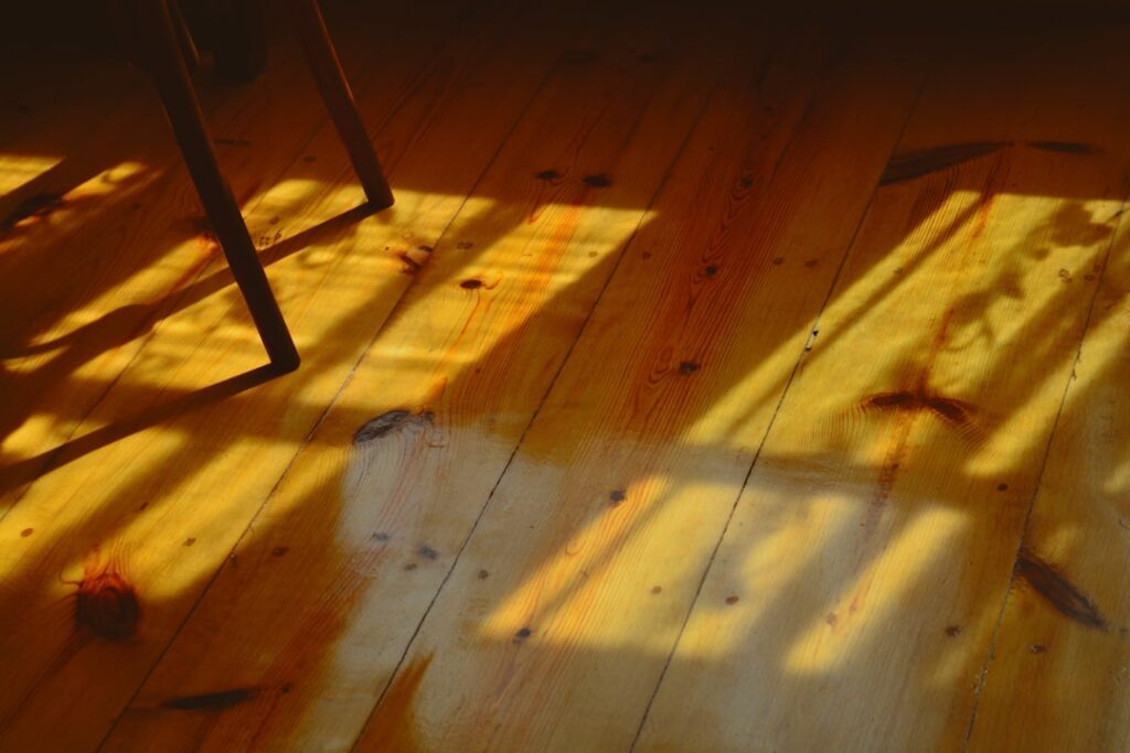 how to clean hardwood floors